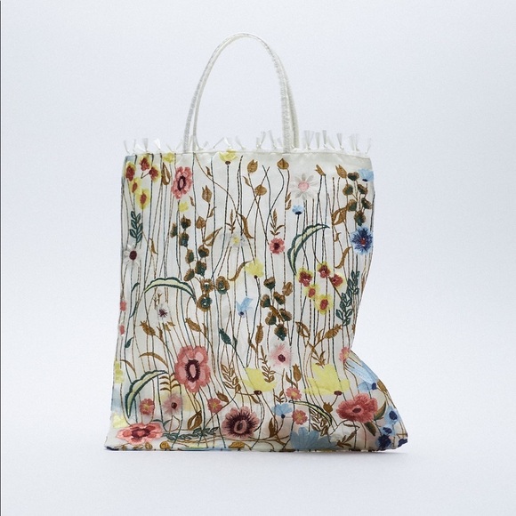 Zara Handbags - NWT. Zara Cream Tulle Floral Embroidery Bag/Tote.